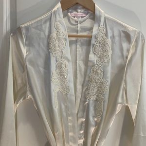 Victoria’s Secret Satin Wedding Brides Bridal White Sequin Robe M